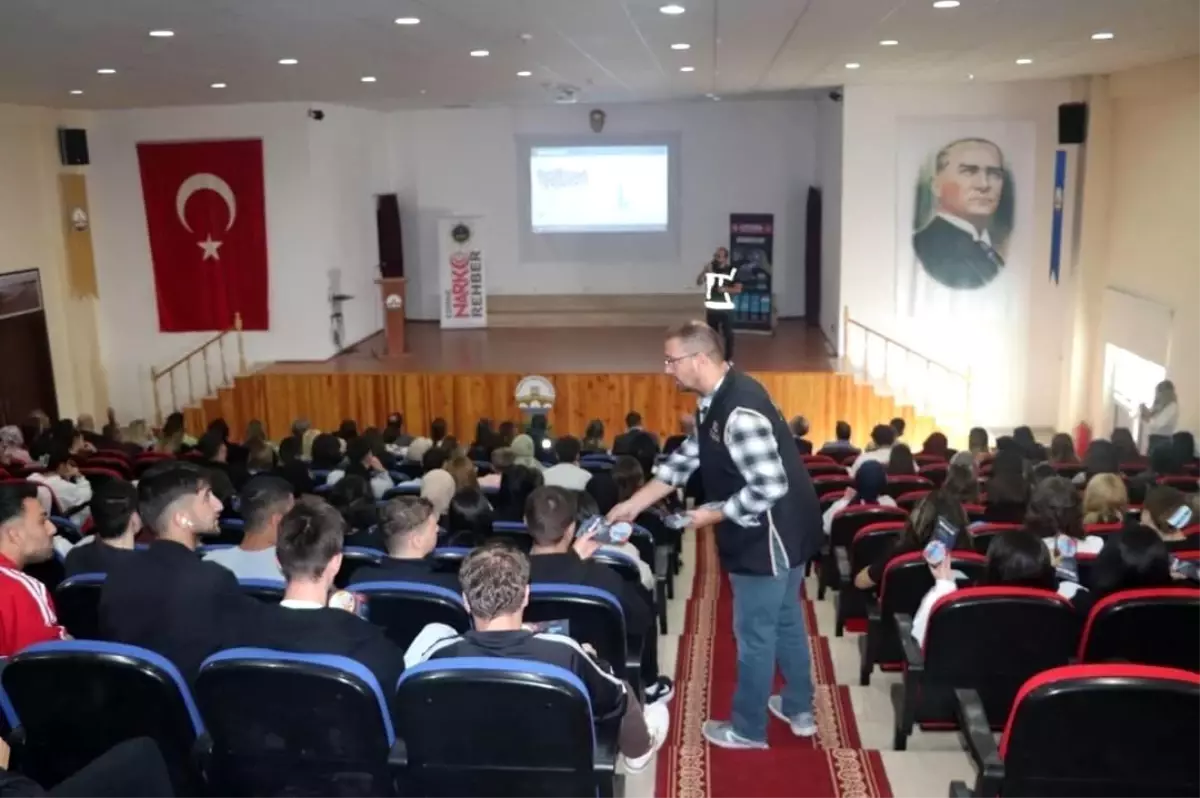 Edirne’de Narkotik Eğitimi