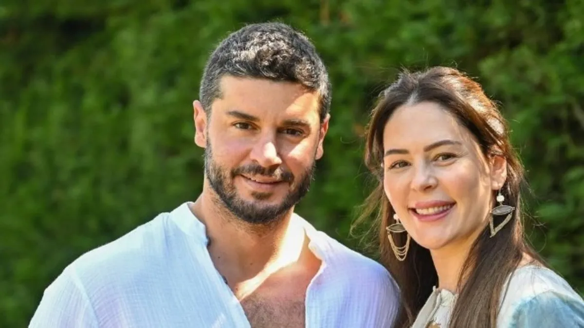 Yıldız Çağrı Atiksoy’ın eşi Berk Oktay minik kızıyla poz verdi! Berk Oktay’ın kalpleri ısıtan o pozu!