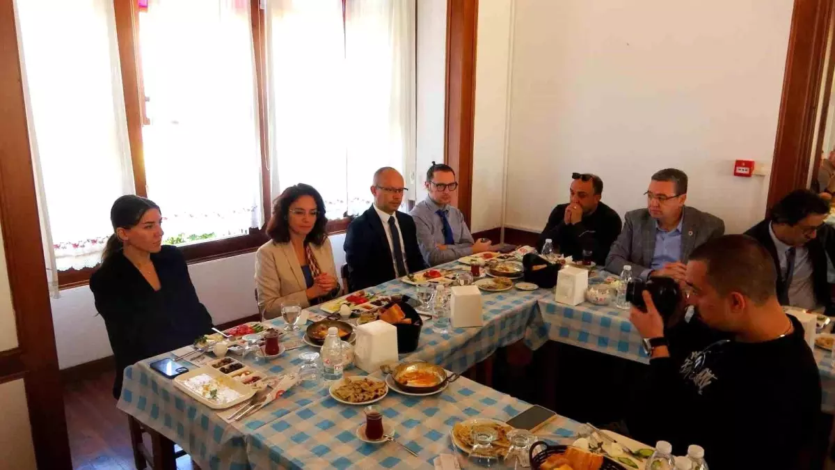 Menteşe Belediye Başkanı Gonca Köksal, Borçları Düşürme ve Yeni Projeleri Açıkladı