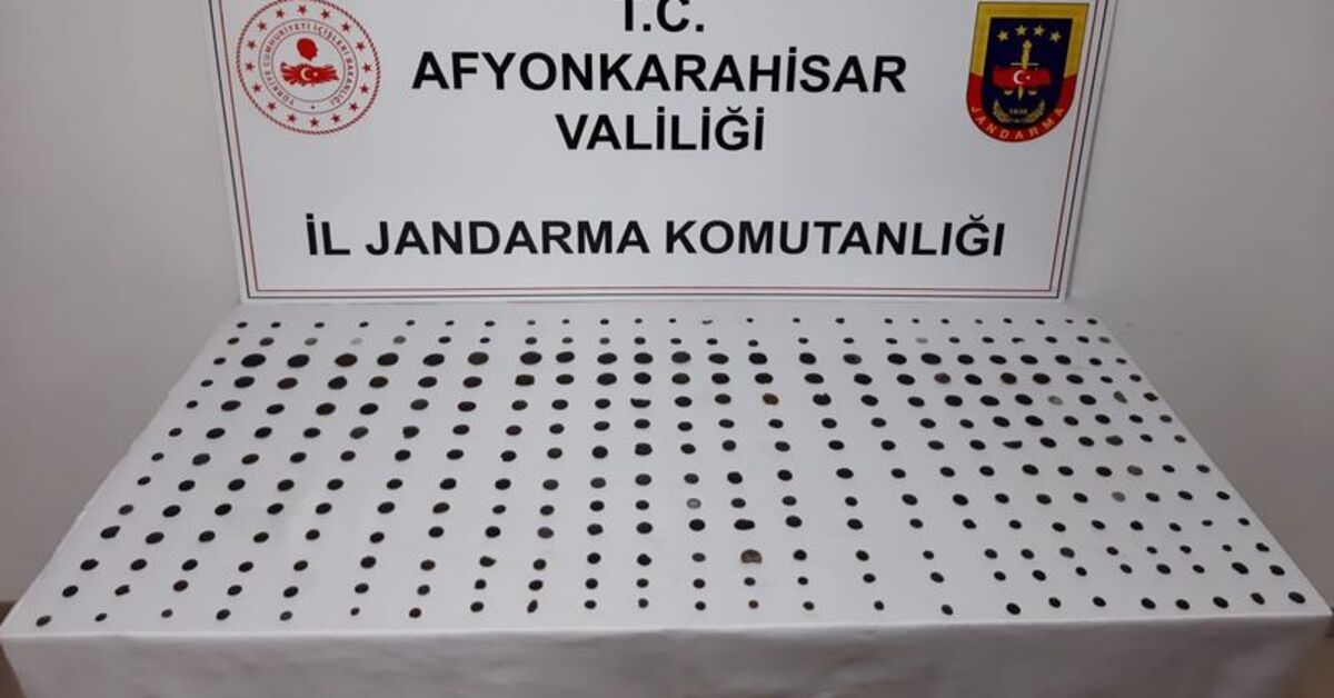 Afyonkarahisar’da 320 sikke ele geçirildi