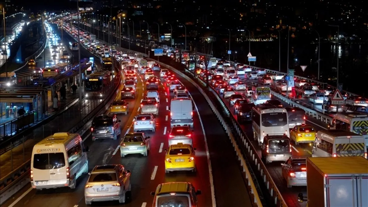 İstanbul’da trafik yoğunluğu yüzde 80’e çıktı