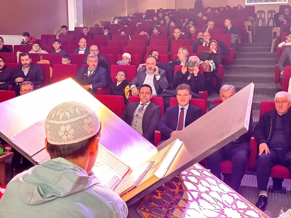 Kütahya’da Genç Sada Kur’an-ı Kerim Yarışması İl Finali Düzenlendi
